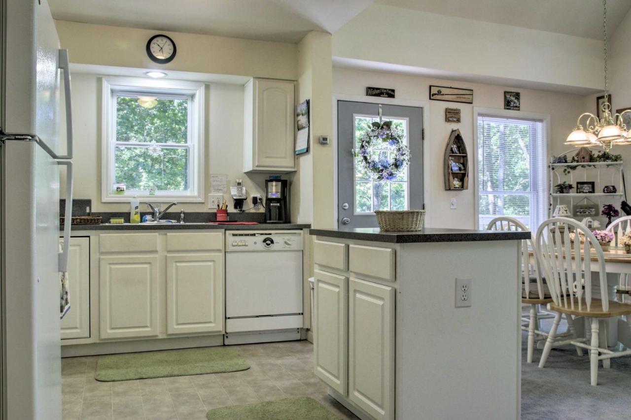 Spacious Home With Deck, Grill And Delaware River View Callicoon ภายนอก รูปภาพ