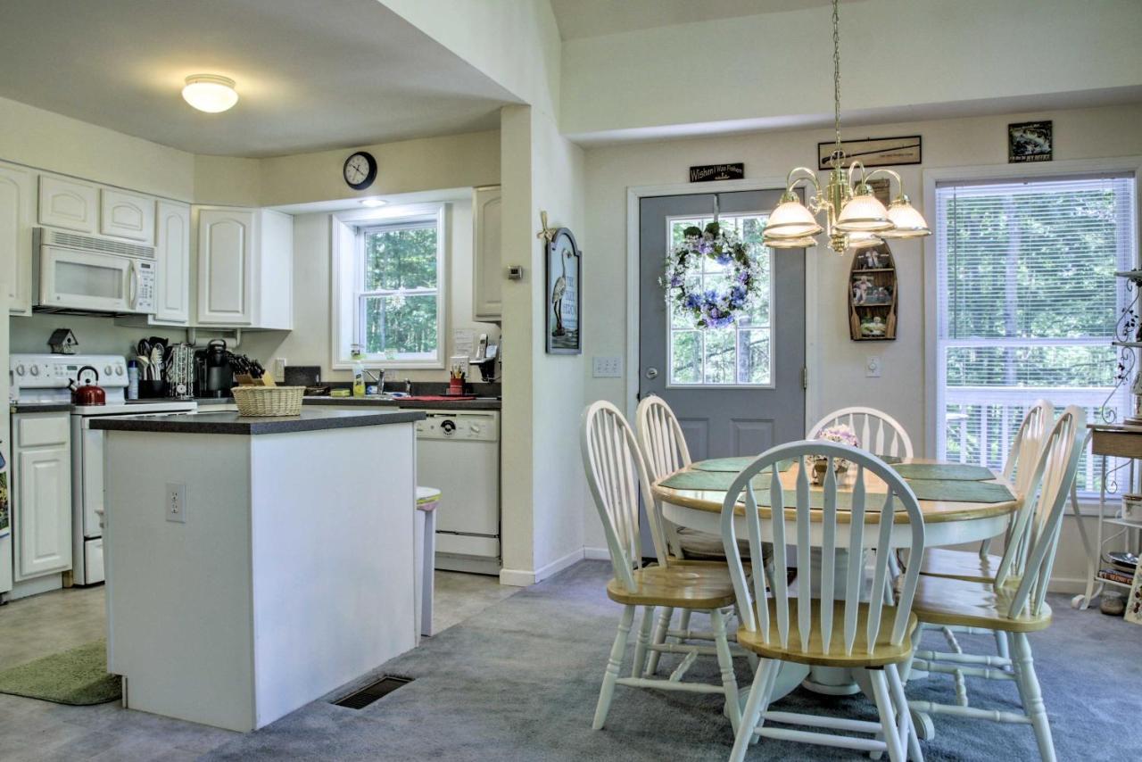 Spacious Home With Deck, Grill And Delaware River View Callicoon ภายนอก รูปภาพ